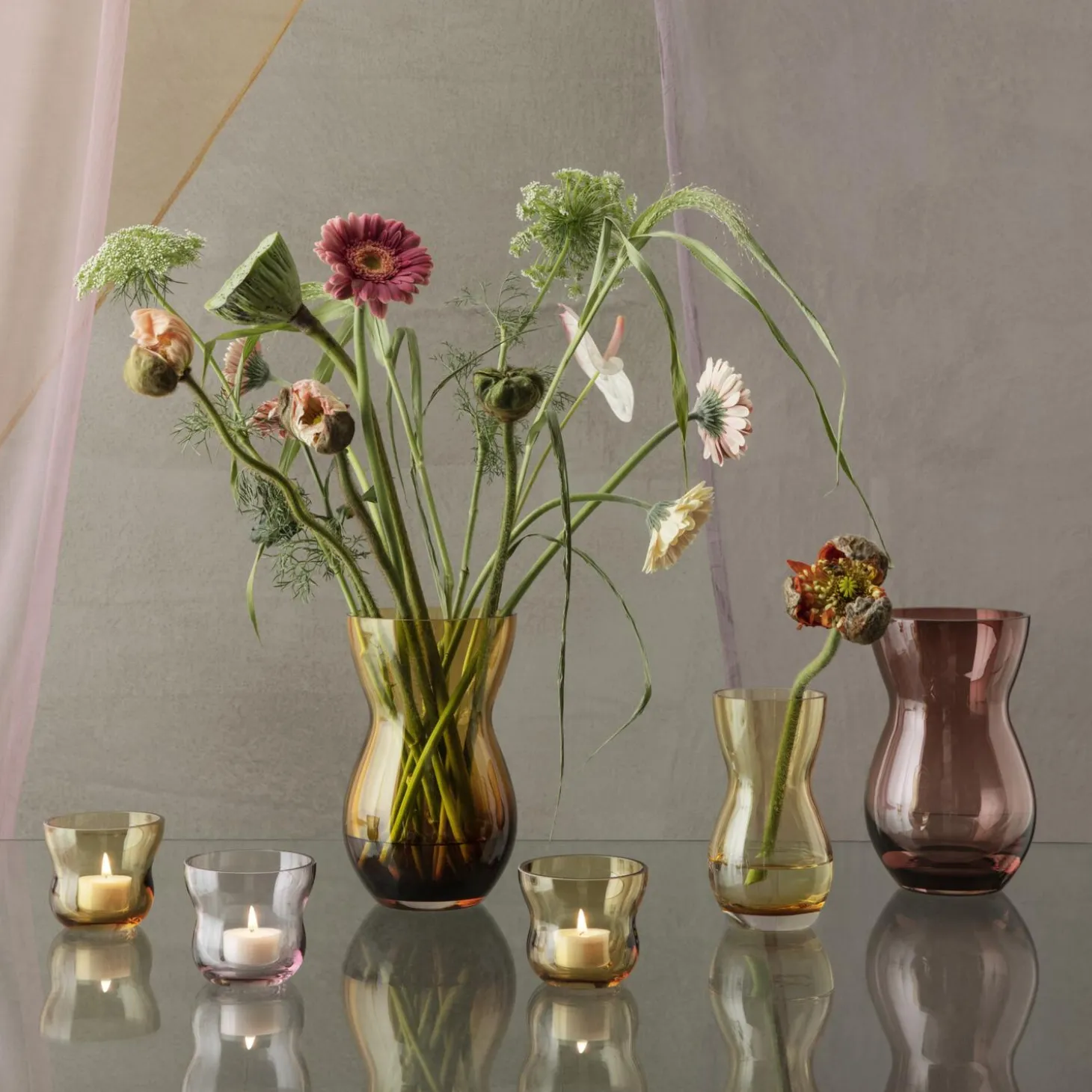 Calabas vase, burgundy