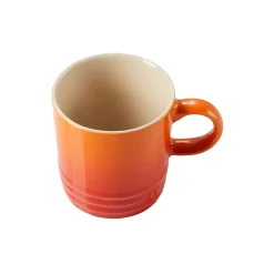 Espressokop, volcanic
