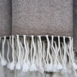 HERRINGBONE Throw, brown/white
