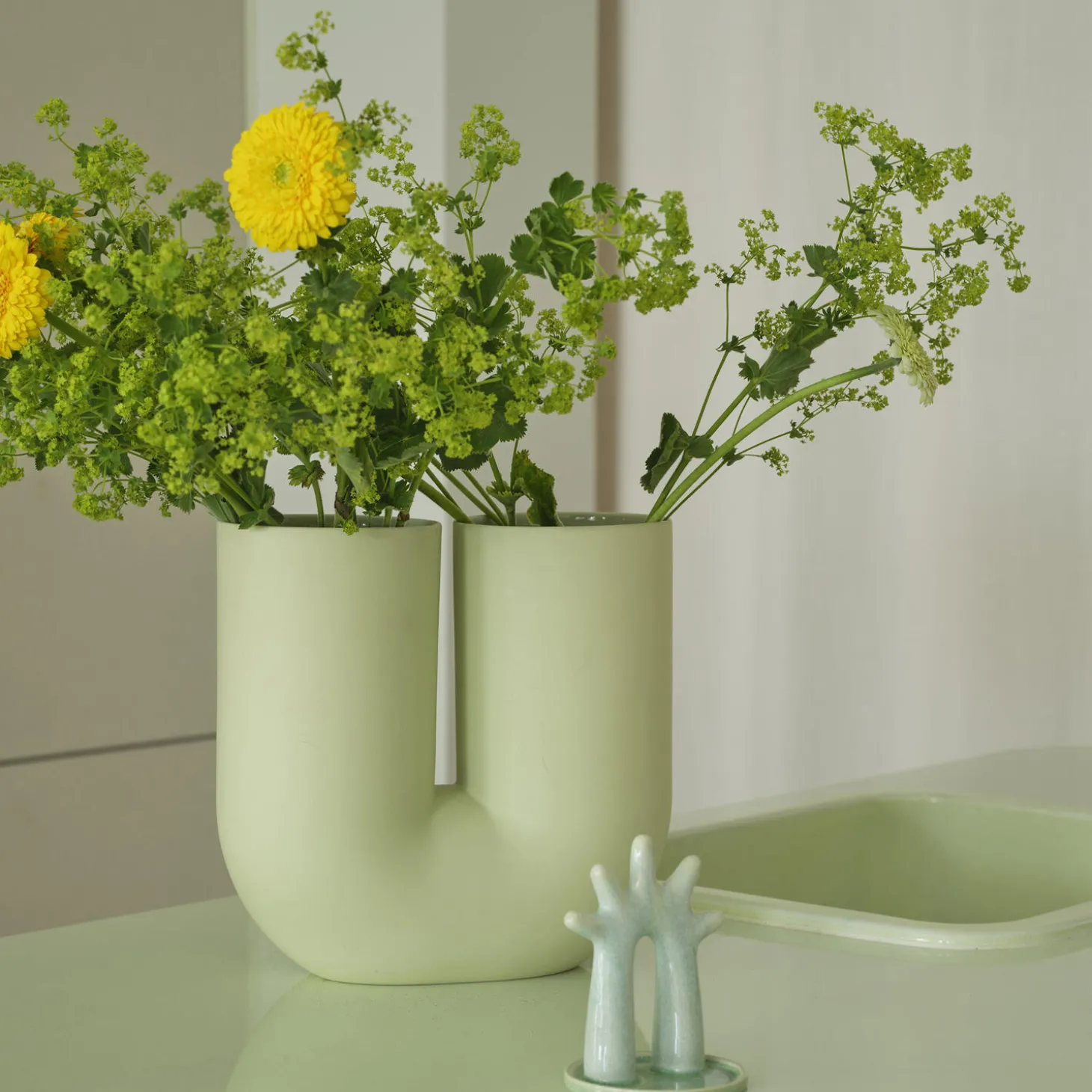 Kink Vase, light green