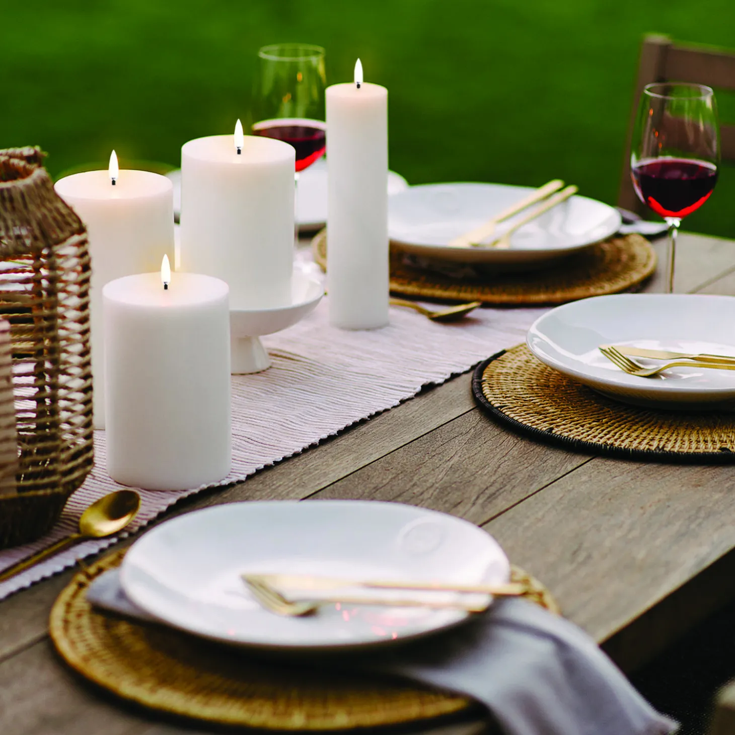 LED Pillar Candle 22 cm, nordic white