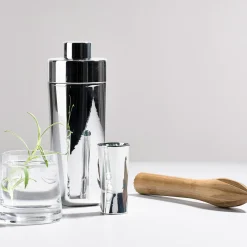 Rocks shaker