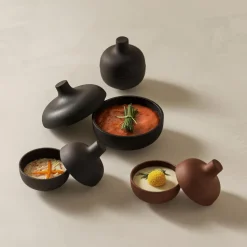 Sand Secrets Medium Bowl, black clay