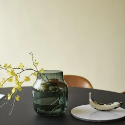 Silent Vase, dark green