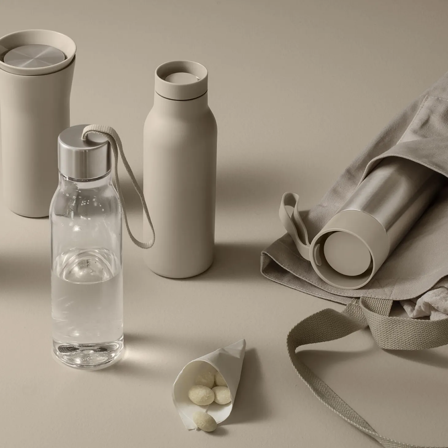 To Go Cup, pearl beige